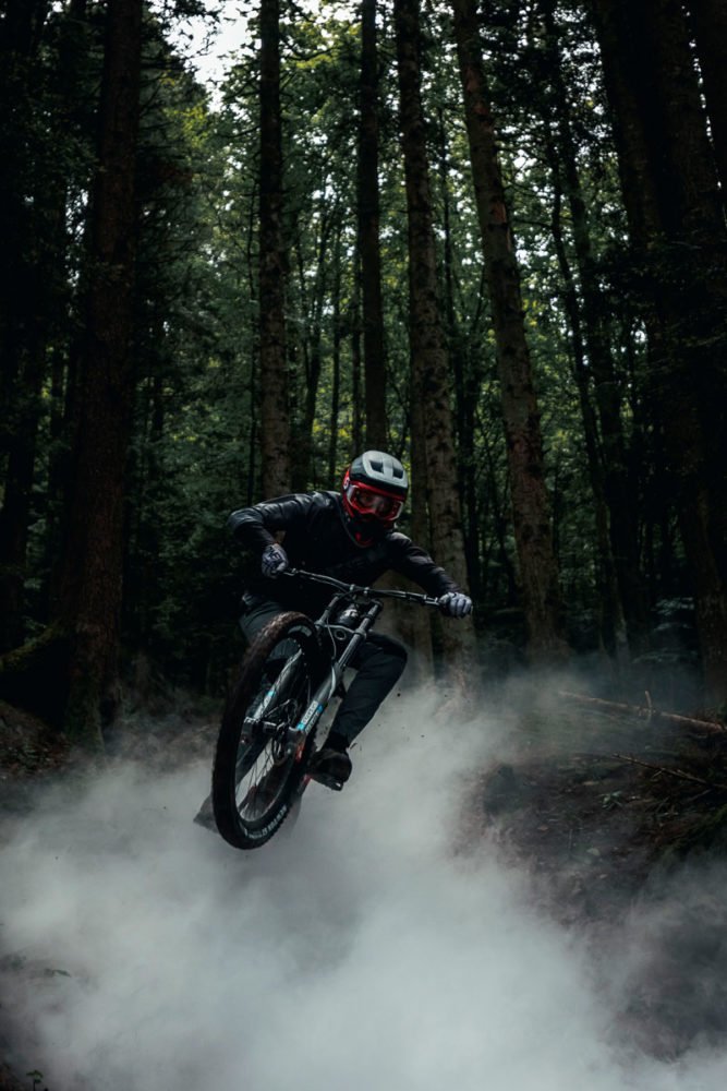 Riding the smoke: Benoit Gurnel with Bluegrass Legit Carbon Helmet, Maxime Rambaud with Camera and Creativity.