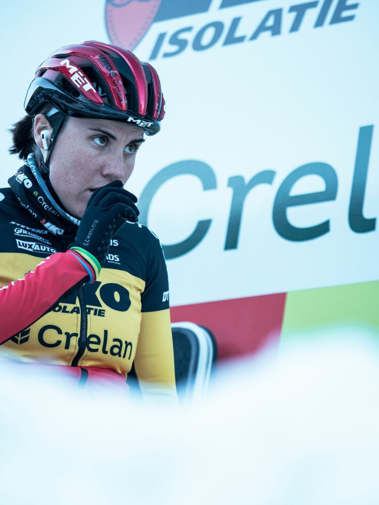 Sanne Cant in MET Trenta Helmet