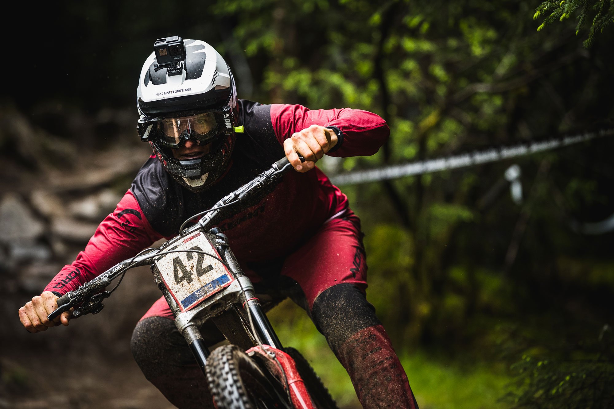 Sam Blenkinsop Fort William DH World Cup Bluegrass Legit carbon DH Helmet